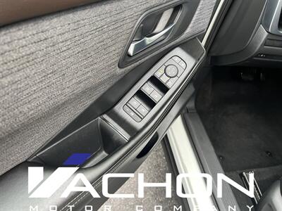 2021 Nissan Rogue SV   - Photo 8 - Attleboro, MA 02703