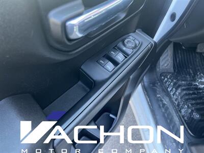 2021 Chevrolet Silverado 1500 Custom   - Photo 8 - Attleboro, MA 02703