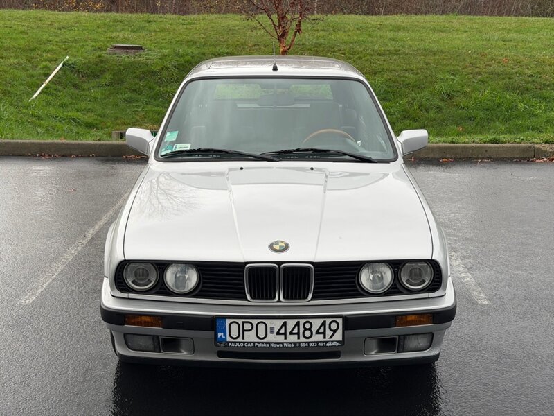 1992 BMW 316i  Touring 5-Speed