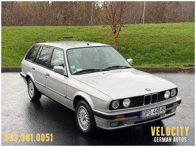 1992 BMW 316i  Touring 5-Speed Wagon