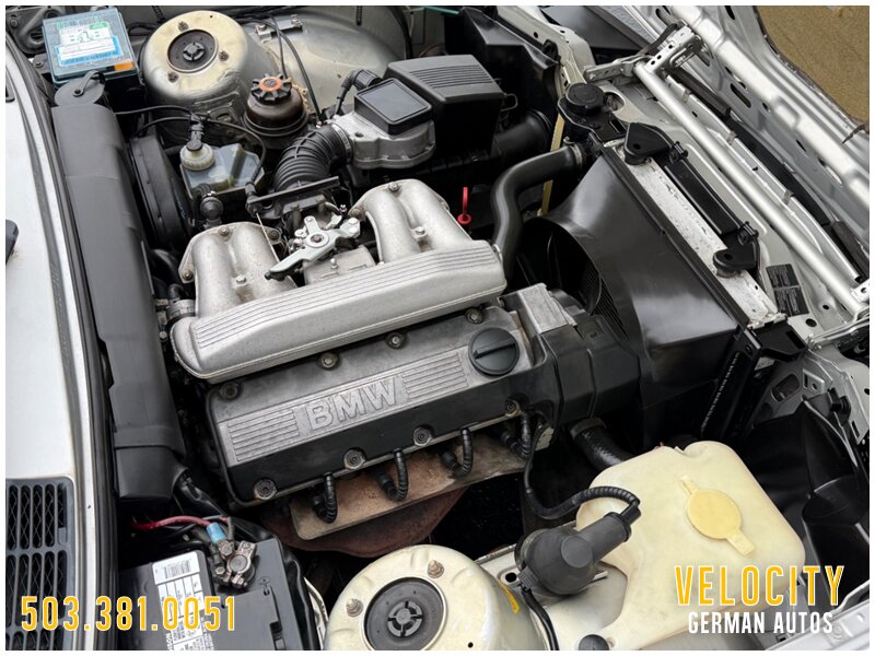 1992 BMW 316i Touring 5-Speed - Photo 7 - Portland, OR 97230