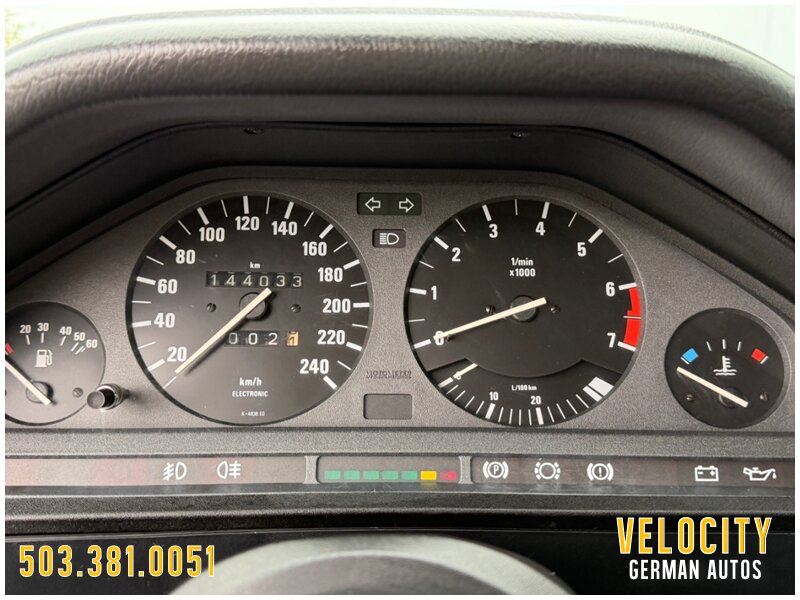 1992 BMW 316i Touring 5-Speed - Photo 14 - Portland, OR 97230