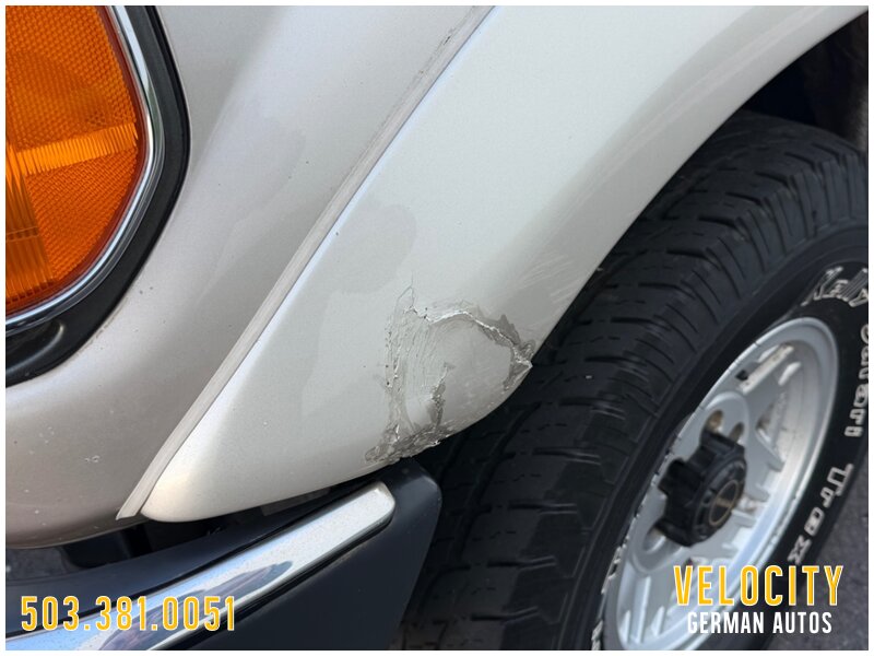 1991 Toyota Land Cruiser 4WD - Photo 17 - Portland, OR 97230