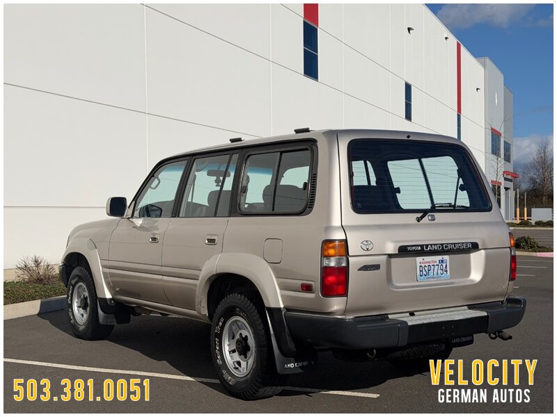 1991 Toyota Land Cruiser 4WD - Photo 3 - Portland, OR 97230