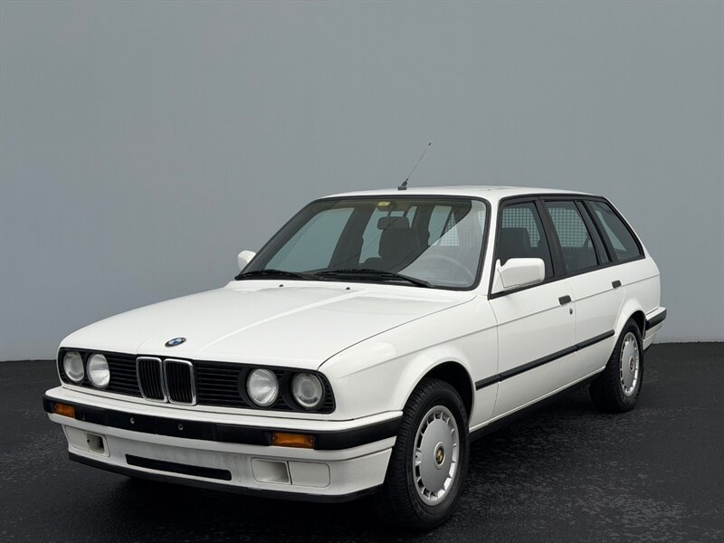 1990 BMW 318i  Touring