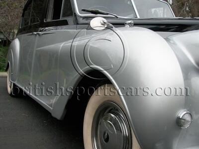 1954 Austin-Healey Princess Limousine   - Photo 8 - San Luis Obispo, CA 93401