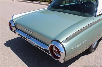 1963 Ford Thunderbird Coupe   - Photo 16 - San Luis Obispo, CA 93401