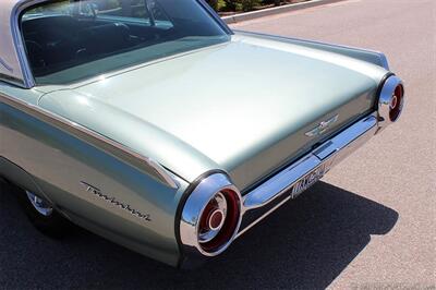 1963 Ford Thunderbird Coupe   - Photo 15 - San Luis Obispo, CA 93401