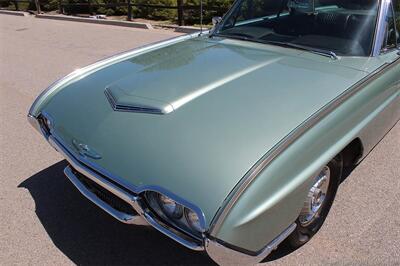 1963 Ford Thunderbird Coupe   - Photo 11 - San Luis Obispo, CA 93401