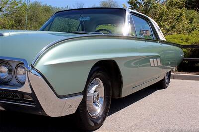 1963 Ford Thunderbird Coupe   - Photo 8 - San Luis Obispo, CA 93401