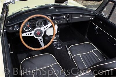 1967 MG MGB Roadster   - Photo 14 - San Luis Obispo, CA 93401