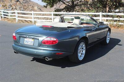 2001 Jaguar XKR   - Photo 15 - San Luis Obispo, CA 93401