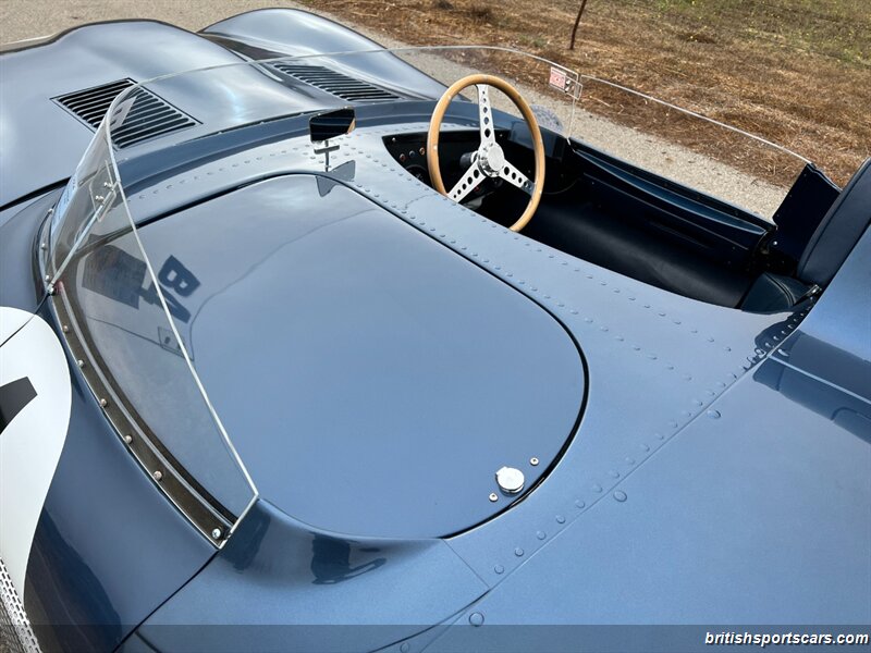 1956 Aston Martin DB7 Vantage Volante photo