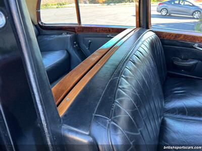 1956 Rolls-Royce Wraith Limousine   - Photo 27 - San Luis Obispo, CA 93401