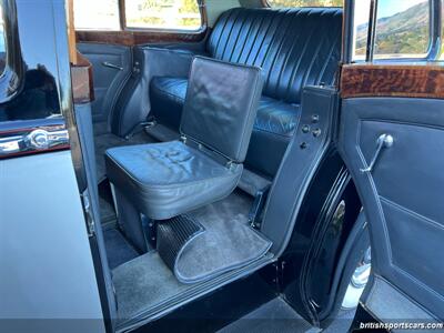 1956 Rolls-Royce Wraith Limousine   - Photo 41 - San Luis Obispo, CA 93401