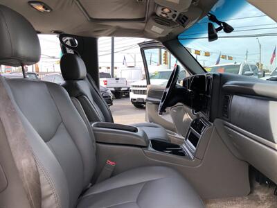 2003 GMC Yukon SLE   - Photo 24 - Dallas, TX 75247