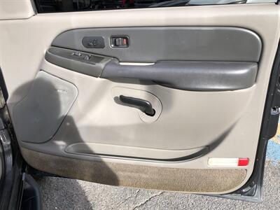 2003 GMC Yukon SLE   - Photo 22 - Dallas, TX 75247