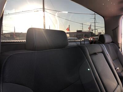 2017 Chevrolet Silverado 1500 LT   - Photo 35 - Dallas, TX 75247