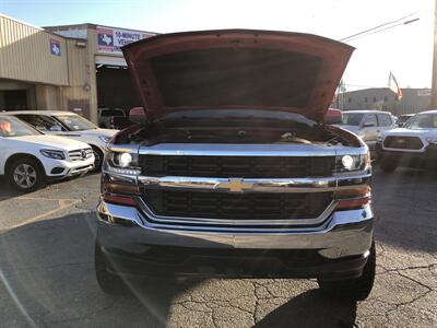 2017 Chevrolet Silverado 1500 LT   - Photo 4 - Dallas, TX 75247