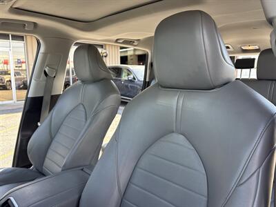 2023 Toyota Highlander XLE   - Photo 22 - Dallas, TX 75247