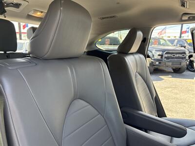 2023 Toyota Highlander XLE   - Photo 37 - Dallas, TX 75247