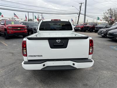 2019 Nissan Frontier S   - Photo 4 - Dallas, TX 75247
