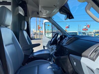 2018 Ford Transit 150   - Photo 33 - Dallas, TX 75247