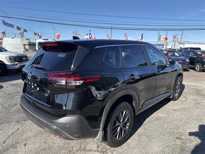 2021 Nissan Rogue S   - Photo 6 - Dallas, TX 75247