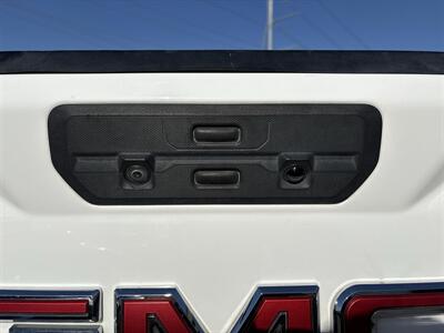2020 GMC Sierra 1500 SLT - Photo 15 - Dallas, TX 75247