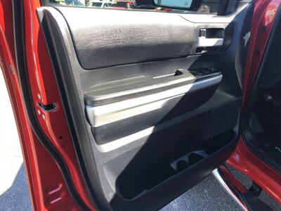 2019 Toyota Tundra SR5   - Photo 15 - Dallas, TX 75247