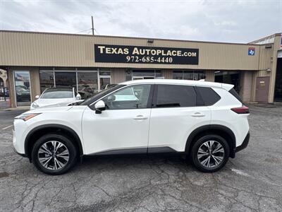 2021 Nissan Rogue SV   - Photo 2 - Dallas, TX 75247