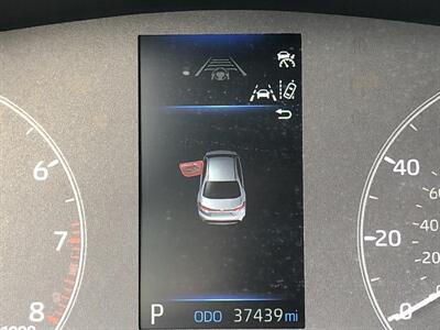 2024 Toyota Corolla LE   - Photo 16 - Dallas, TX 75247