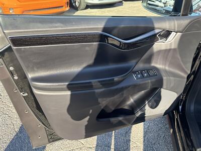 2018 Tesla Model X 75D   - Photo 11 - Dallas, TX 75247