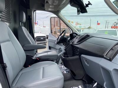2018 Ford Transit 150   - Photo 30 - Dallas, TX 75247
