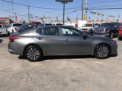 2025 Nissan Altima SV   - Photo 9 - Dallas, TX 75247