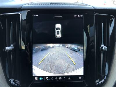 2022 Volvo XC60 B5 Inscription   - Photo 16 - Dallas, TX 75247