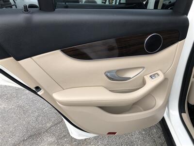 2018 Mercedes-Benz GLC GLC 300   - Photo 24 - Dallas, TX 75247