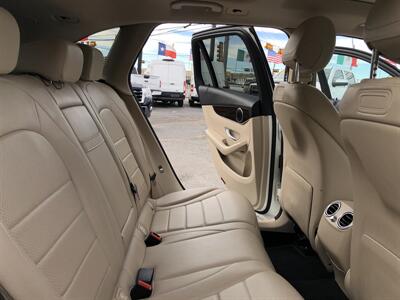2018 Mercedes-Benz GLC GLC 300   - Photo 37 - Dallas, TX 75247