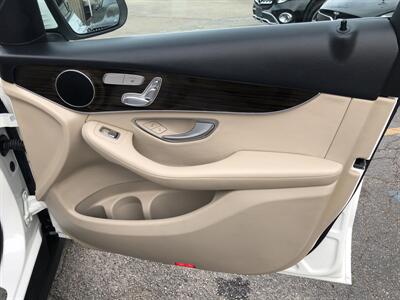 2018 Mercedes-Benz GLC GLC 300   - Photo 30 - Dallas, TX 75247