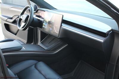 2023 Tesla Model X Standard Range   - Photo 19 - Rialto, CA 92376-8618