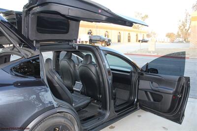 2023 Tesla Model X Standard Range   - Photo 20 - Rialto, CA 92376-8618