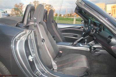2016 Mazda MX-5 Miata Club   - Photo 16 - Rialto, CA 92376-8618