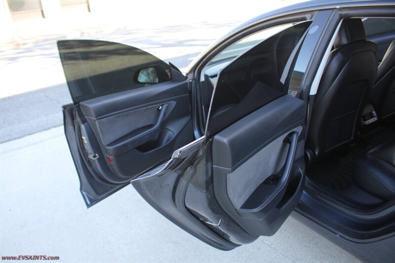 2020 Tesla Model 3 Long Range With permanent FSD package - Photo 10 - Rialto, CA 92376-8618