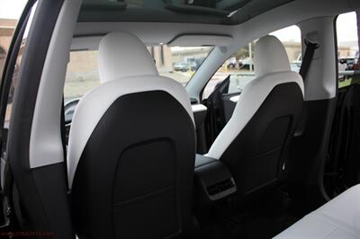 2023 Tesla Model Y - Photo 15 - Rialto, CA 92376-8618