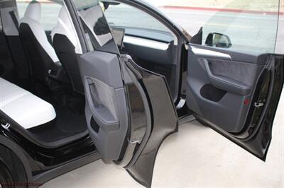 2023 Tesla Model Y - Photo 12 - Rialto, CA 92376-8618