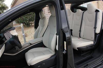 2023 Tesla Model X Dual Motor AWD   - Photo 15 - Rialto, CA 92376-8618