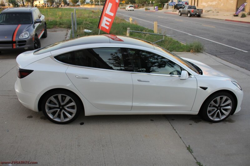 2020 Tesla Model 3 Performance Easy To Finance Here - Photo 4 - Rialto, CA 92376-8618