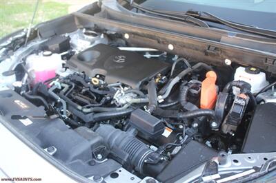 2022 Toyota RAV4 Hybrid XLE  We Finance - Photo 17 - Rialto, CA 92376-8618