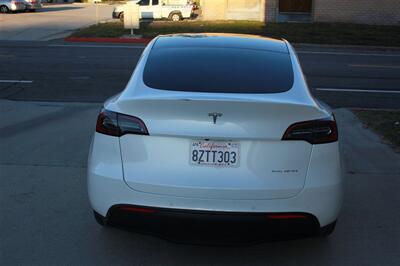 2022 Tesla Model Y Long Range  We Finance - Photo 6 - Rialto, CA 92376-8618