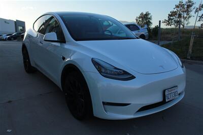 2022 Tesla Model Y Long Range  We Finance - Photo 2 - Rialto, CA 92376-8618